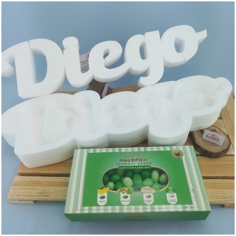 Scritta in polistirolo portaconfetti con confetti Verdi