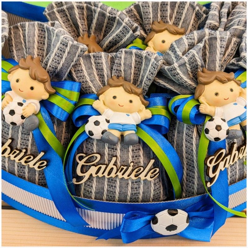 Bomboniere Comunione calamite da calcio in offerta