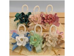 Rosa Bomboniera Capodimonte Lucida