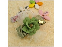 Rose Satinate Bomboniere Capodimonte con saponette verde salvia