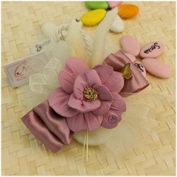 Rose Satinate Bomboniere Capodimonte con saponette ciclamino