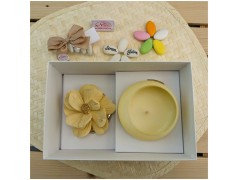 Candele Bomboniere con fiore di Capodimonte giallo