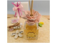 Profumatori Bomboniere con fiore di Capodimonte