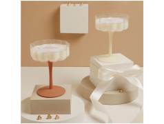 Candela in Bicchiere