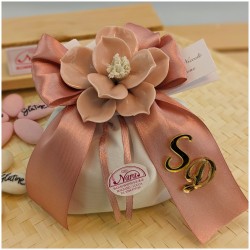 Fiore in porcellana Bomboniera Italiana