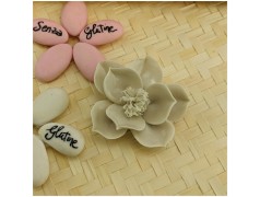 Fiore in porcellana Bomboniera Italiana