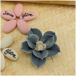 Fiore in porcellana Bomboniera Italiana