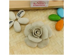 Rosa in porcellana Bomboniere Italiane ecru