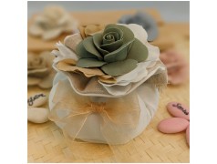 Rosa in porcellana Bomboniere Italiane