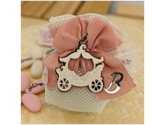 Bomboniera Battesimo Bambina portachiavi carrozza principessa con iniziale