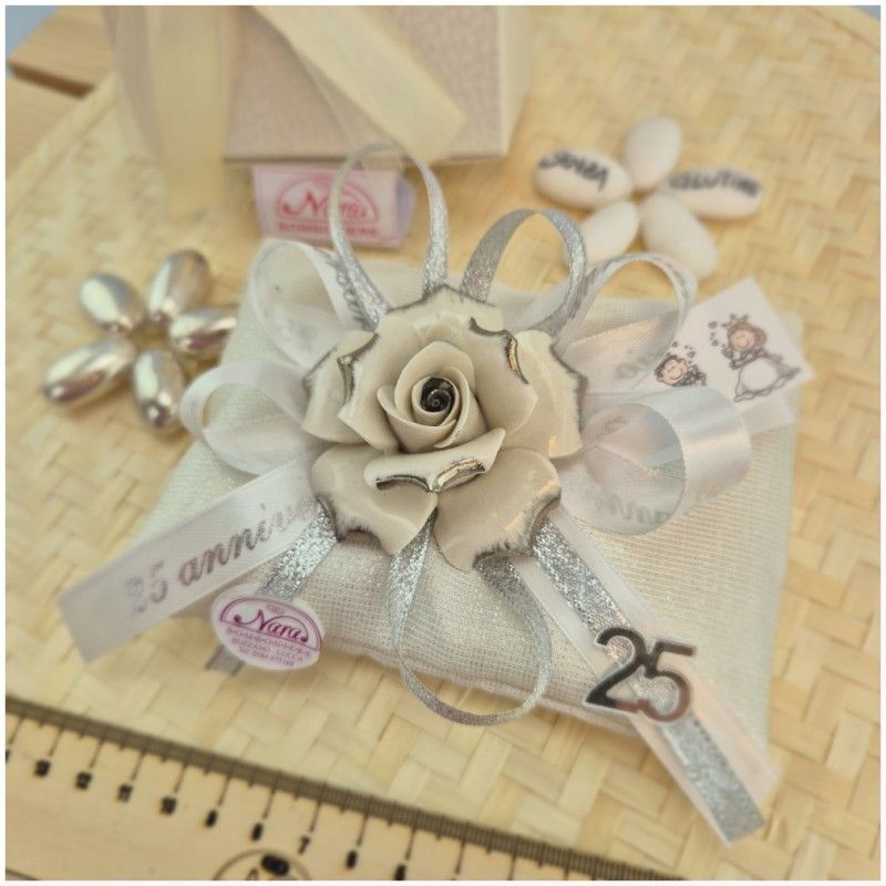 Bomboniere 25 Anniversario Rosa in capodimonte