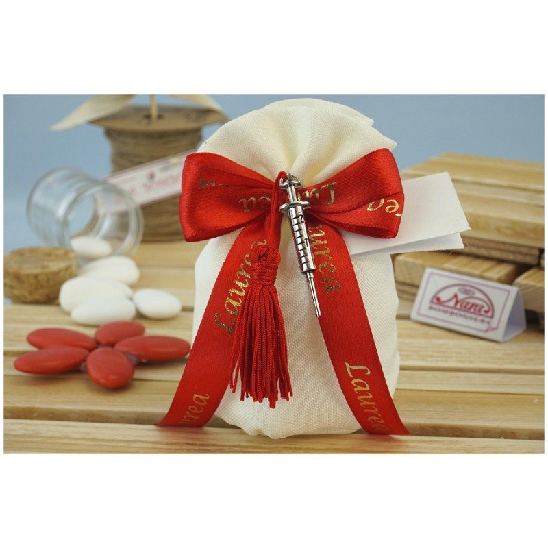 Bomboniera Laurea Penna Con Ciondolo Siringa Laurea Medicina - Bomboniere Dolci Emozioni