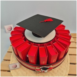 Torta di scatoline bomboniere per laurea