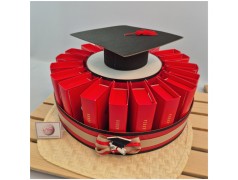 Torta di scatoline bomboniere per laurea