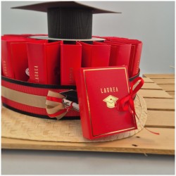 Torta di scatoline bomboniere per laurea