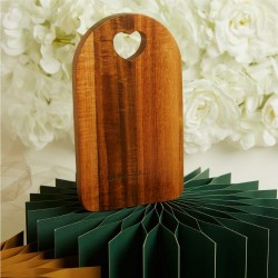 Tagliere piccolo in Acacia firmato Claraluna