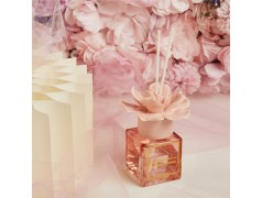 Bomboniera Claraluna 2026 Profumatore 26182 con fiore Rosa chiaro