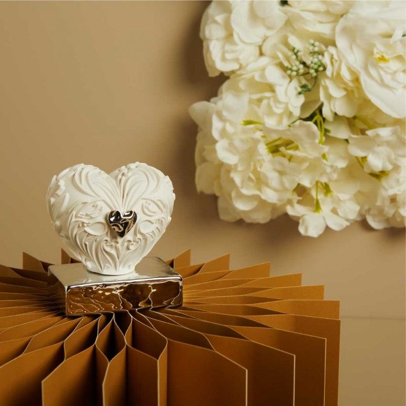 Bomboniera Claraluna 2026 Cuore Bomboniera 26262 su base Argento