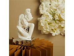 Bomboniere Matrimonio Coppia Innamorati con cuore su base argento 26265