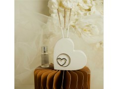 Cuore profumatore Con cuori incrociati Argento