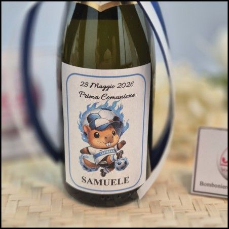 Bottiglie di prosecco con Capibara Calciatore
