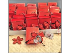 Portachiavi corona alloro da Laurea su scatolina