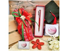 Bomboniera Laurea Biologia e Biotecnologie Penna Rossa con Microscopio