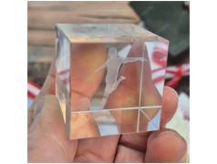 Bomboniera Calcio Lampada Cubo 3D calciatore - Base Led e Incisione Nome INCLUSA