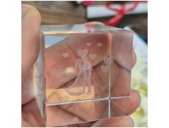 Bomboniera Matrimonio Lampada Cubo 3D Sposi - Base Led e Incisione Nome INCLUSA