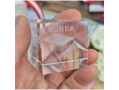 Bomboniera Laurea Lampada Cubo 3D Tocco - Base Led e Incisione Nome INCLUSA