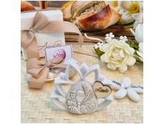 Bomboniera Comunione Fiore di loto Calice in Pietra Leccese e Marmo con nome personalizzato panoramica