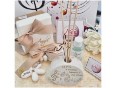 Bomboniera Tema Musica Profumatori in Pietra Leccese e Marmo con Iniziale personalizzata