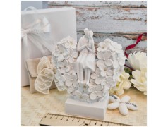 Bomboniera Matrimonio Vaso Cuore in Fiore con Sposi e Dettagli Oro