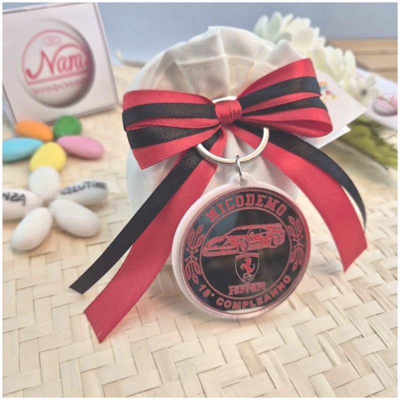 Bomboniera 18 Anni Portachiavi Plexiglas Auto Sportiva Rossa Personalizzato con Nome