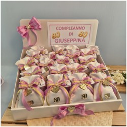 Bomboniera 80° Compleanno Donna Sacchetto Raso con Numero Oro e Cuore Personalizzato