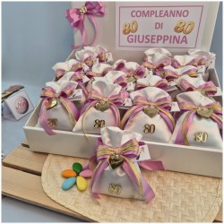Bomboniera 80° Compleanno Donna Sacchetto Raso con Numero Oro e Cuore Personalizzato