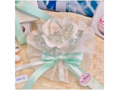 Bomboniera Matrimonio Debora Carlucci Fiore Piccolo in Cristallo e Porcellana Bianca con punto luce