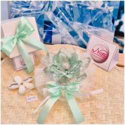 Bomboniera Matrimonio Debora Carlucci Fiore Medio in Cristallo e Porcellana Tiffani con punto luce