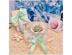 Bomboniera Matrimonio Debora Carlucci Fiore Medio in Cristallo e Porcellana Bianca con Fiore Candelina