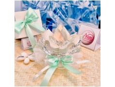 Bomboniera Matrimonio Debora Carlucci Fiore Grande in Cristallo e Porcellana Bianca con punto luce