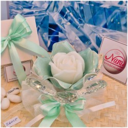 Bomboniera Matrimonio Debora Carlucci Fiore Grande in Cristallo e Porcellana Tiffany con Fiore Candelina