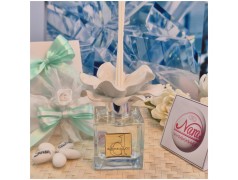 Bomboniera Matrimonio Debora Carlucci Profumatore Fiore in Ceramica Bianco con Essenza