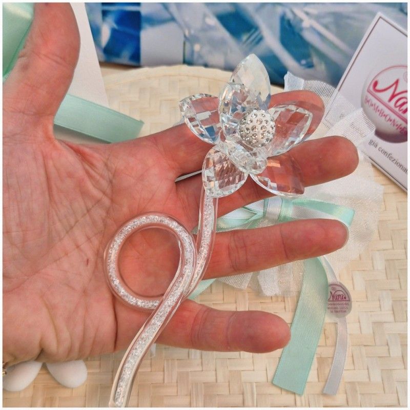 Bomboniera 18 Compleanno Debora Carlucci Fiore in Cristallo su Stelo Curvo Polvere di Stelle