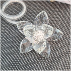 Bomboniera 18 Compleanno Debora Carlucci Fiore in Cristallo su Stelo Curvo Polvere di Stelle