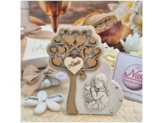 Bomboniera Comunione Albero della Vita in Pietra e Legno con bambina in preghiera e Nome