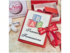 Bomboniera Laurea Scienze della Formazione Scatolina Libro con Matite e Cubi