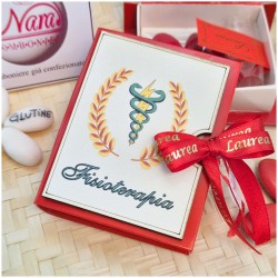 Bomboniera Laurea Fisioterapia Scatolina Libro con Simbolo Sanitario