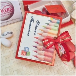 Bomboniera Laurea Scienze della Formazione Scatolina Libro con Matite e Cubi ABC