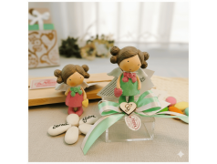 Bomboniera Bimba Angelo Naif Colorato con Cuore Statuina media