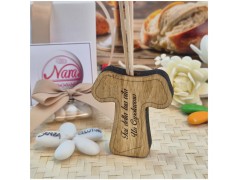 Bomboniera Comunione e Cresima Profumatore Tau in Legno con Frase Capolavoro